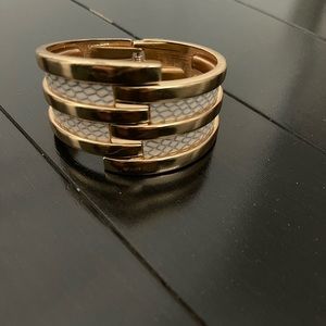 Gold bracelet